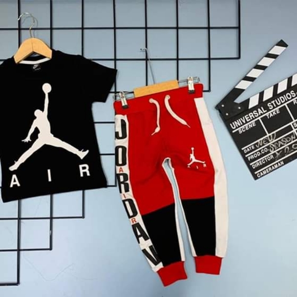 Kid's jumpsuit - Picture 3 of 5